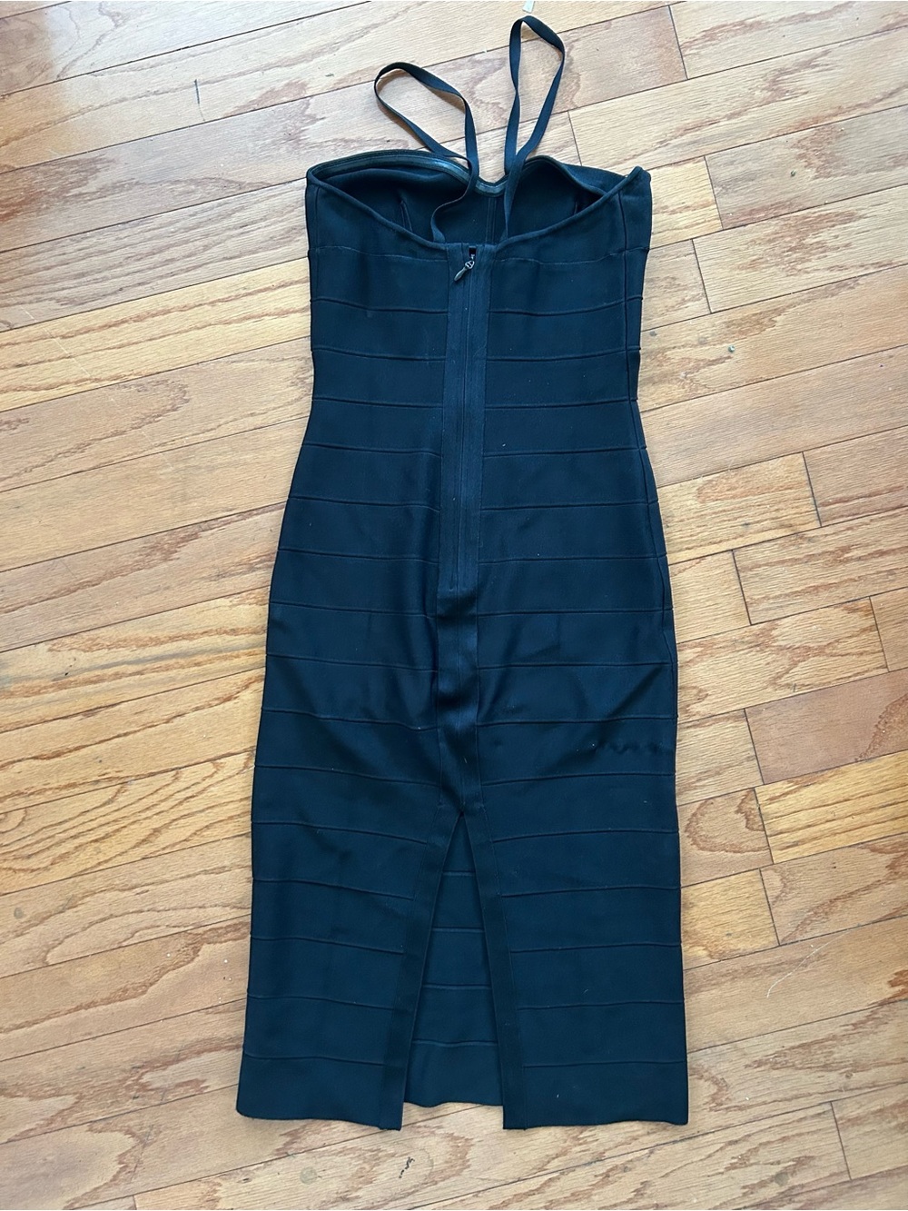 Herve leger mid length bandage dress - Picture 3 of 4